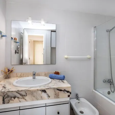 Edificio Luxor Ii By Interhome Apartamento